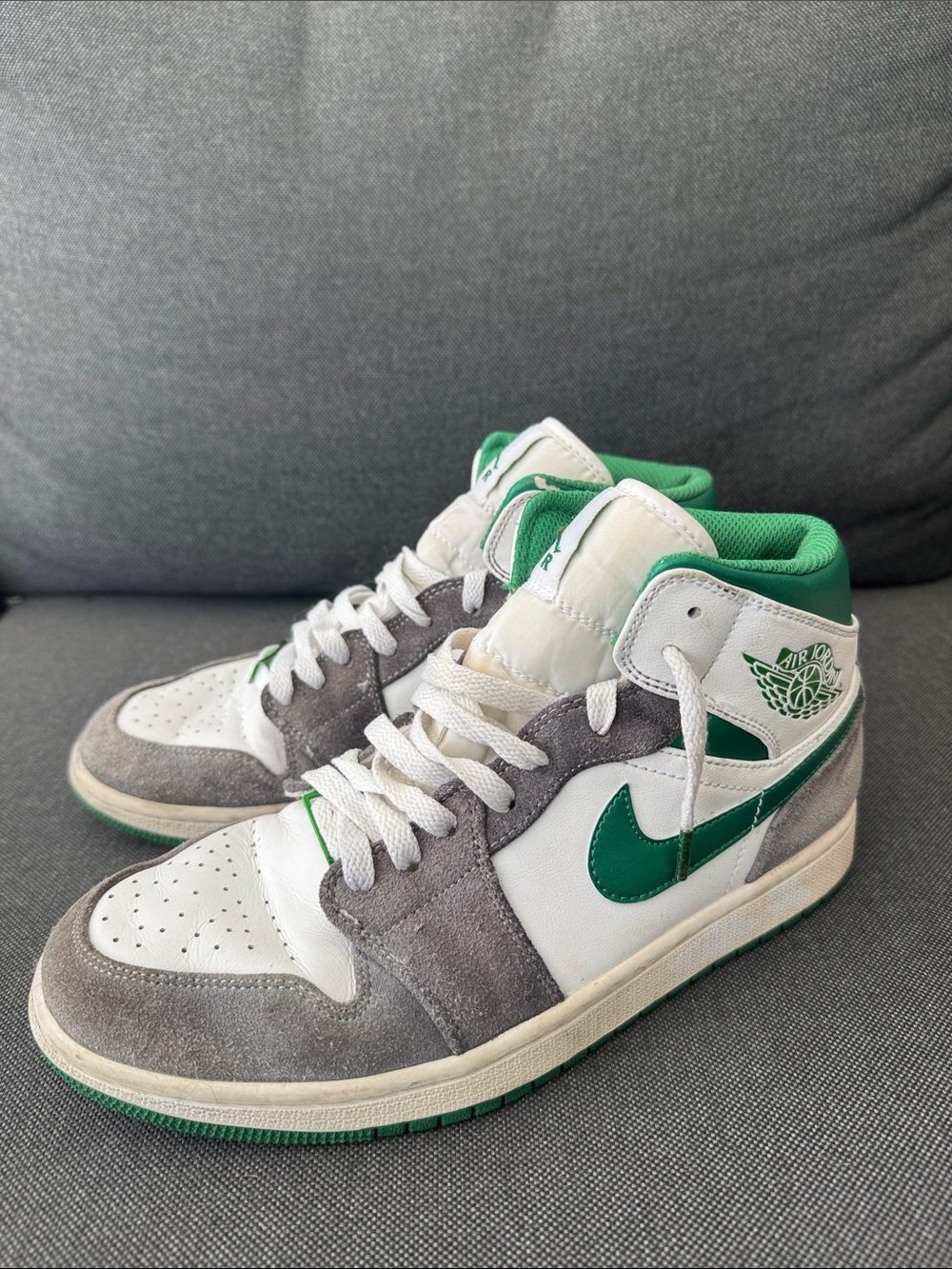 Mens Nike Air Jordan 1 Mid SE Gray Pine Green Sz 7 Streetwear Trendy